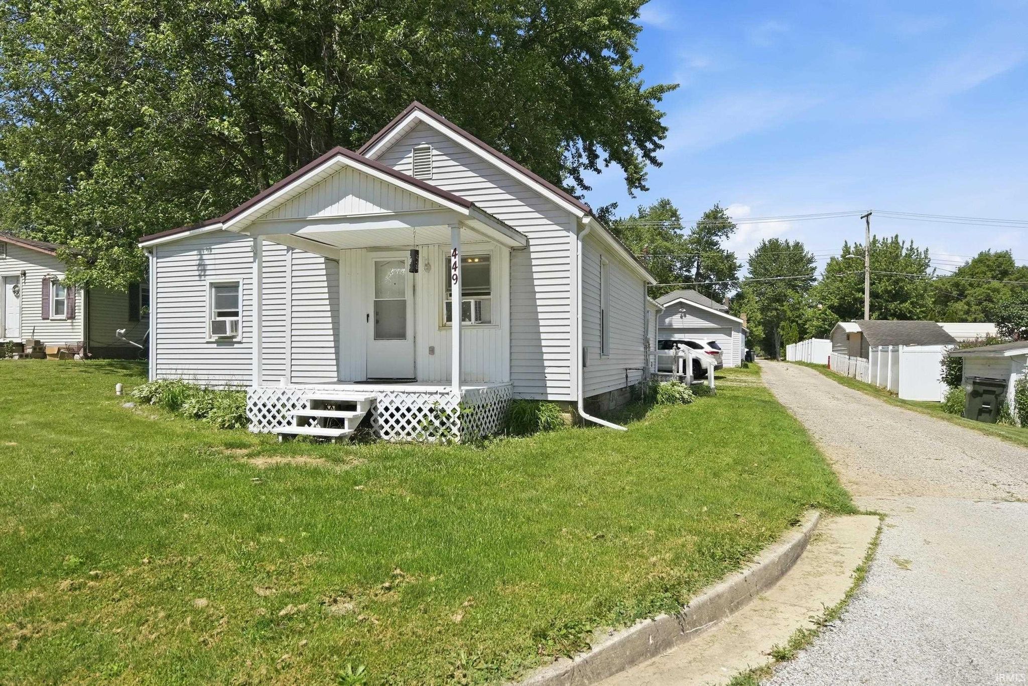 Image of 449 Olive Street