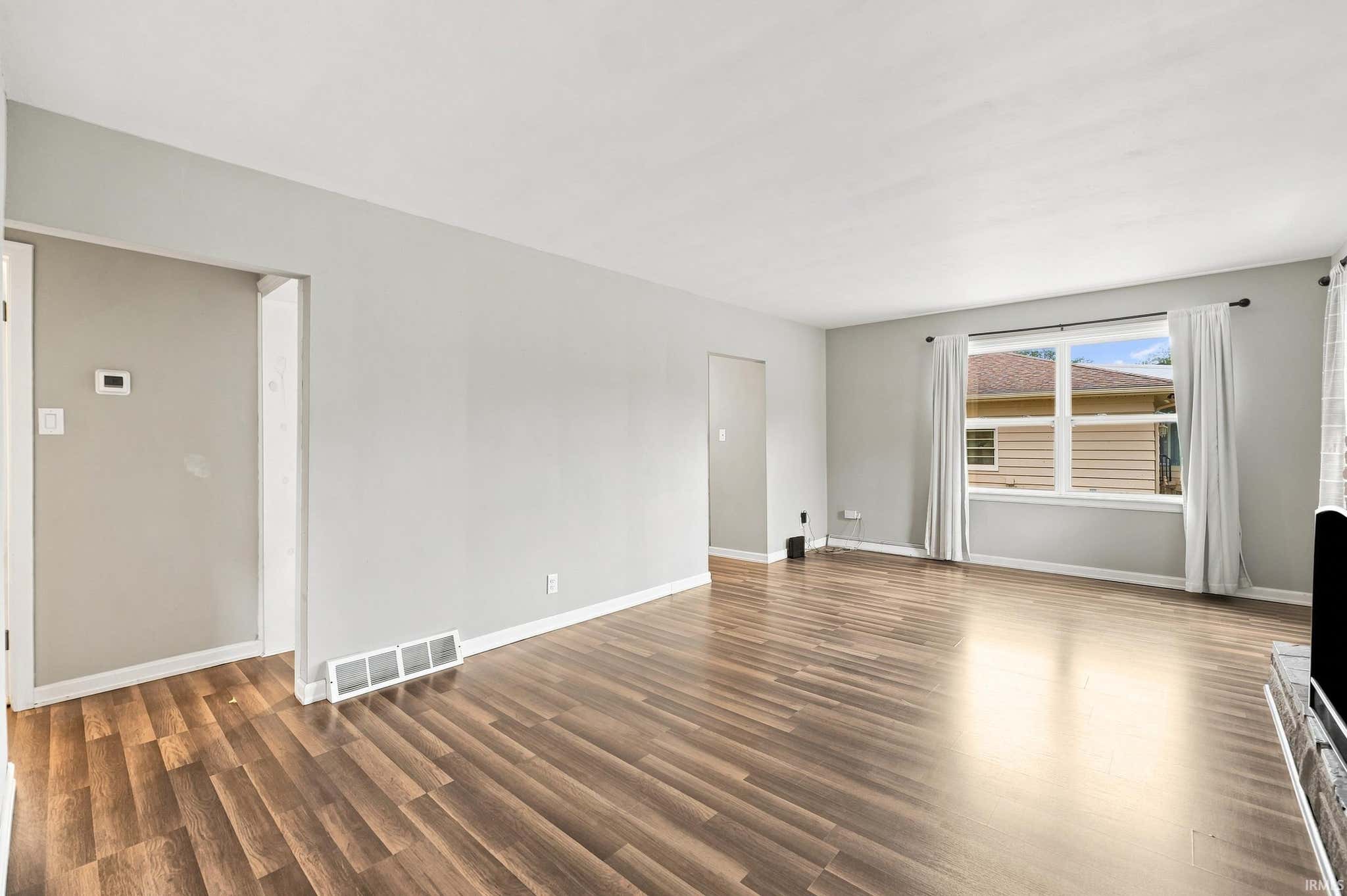Image of 927 Louisedale Drive