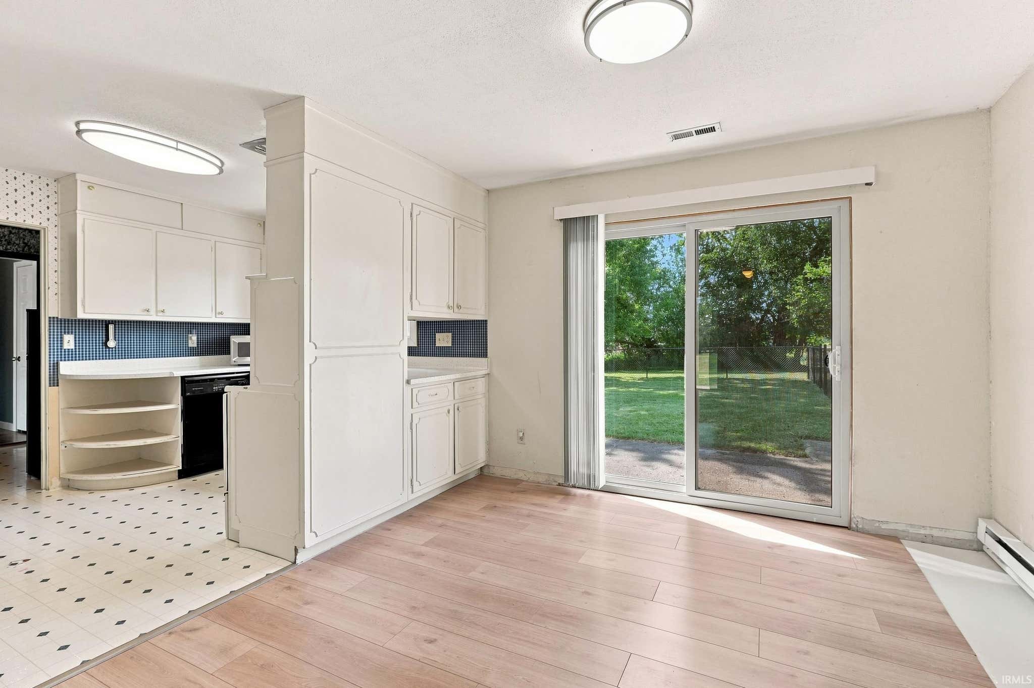 Image of 501 Drake Road
