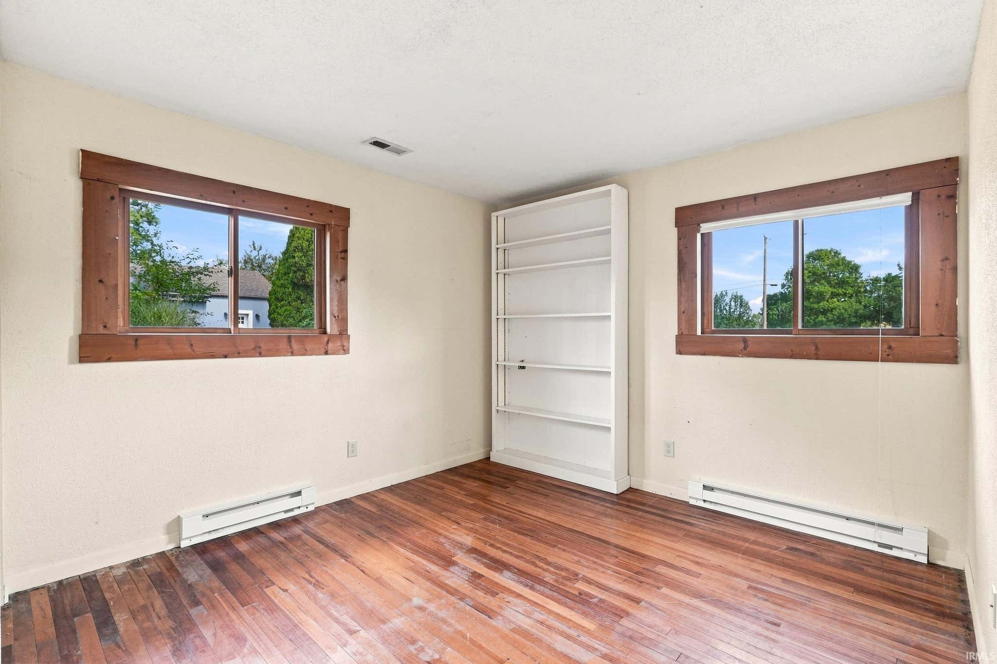 Image of 501 Drake Road